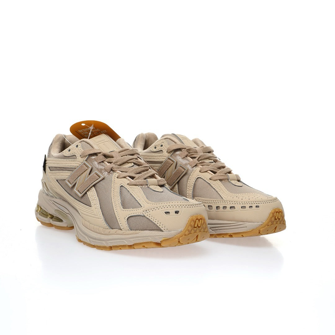 New Balance M1906R