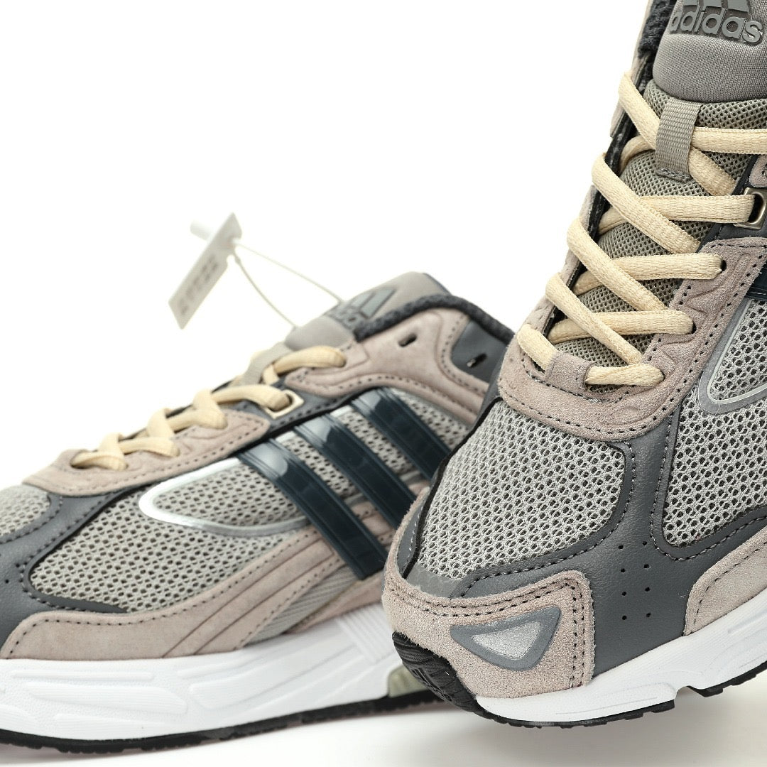 Adidas Originals Response CL "Metal Grey/Gray Four/White"